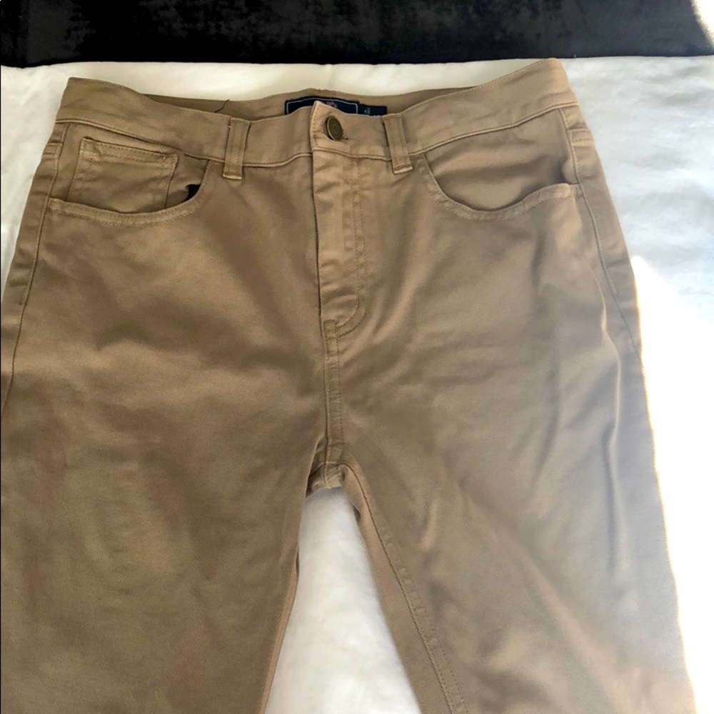 Vineyard vines boys 16 khaki jeans